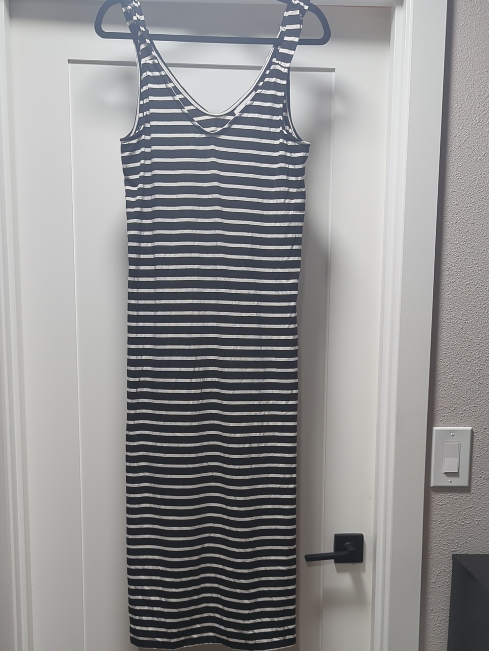 Striped Sleeveless Maxi Dress - Black & White